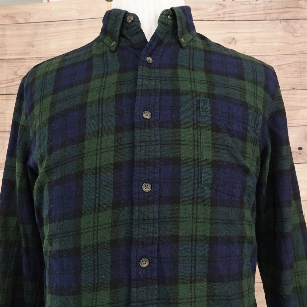 St. John's Bay Flannel Shirt Mens Medium Green Blue Good  Plaid